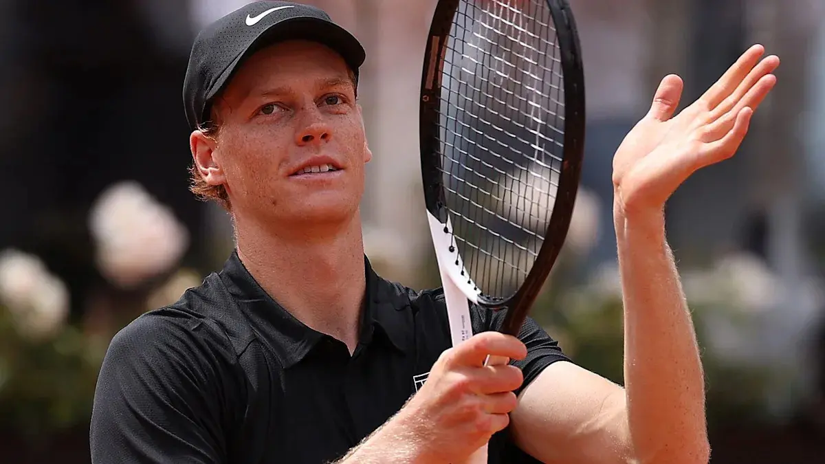 Jannik Sinner weiter unstoppable! Weltranglistenerster knackt 15 Jahre alten Rekord von Novak Djokovic