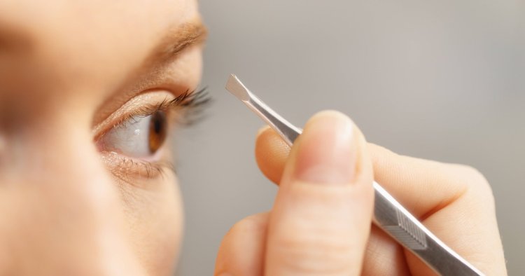 Best Plucking Tweezers for Fine Hairs: Expert Picks in New York